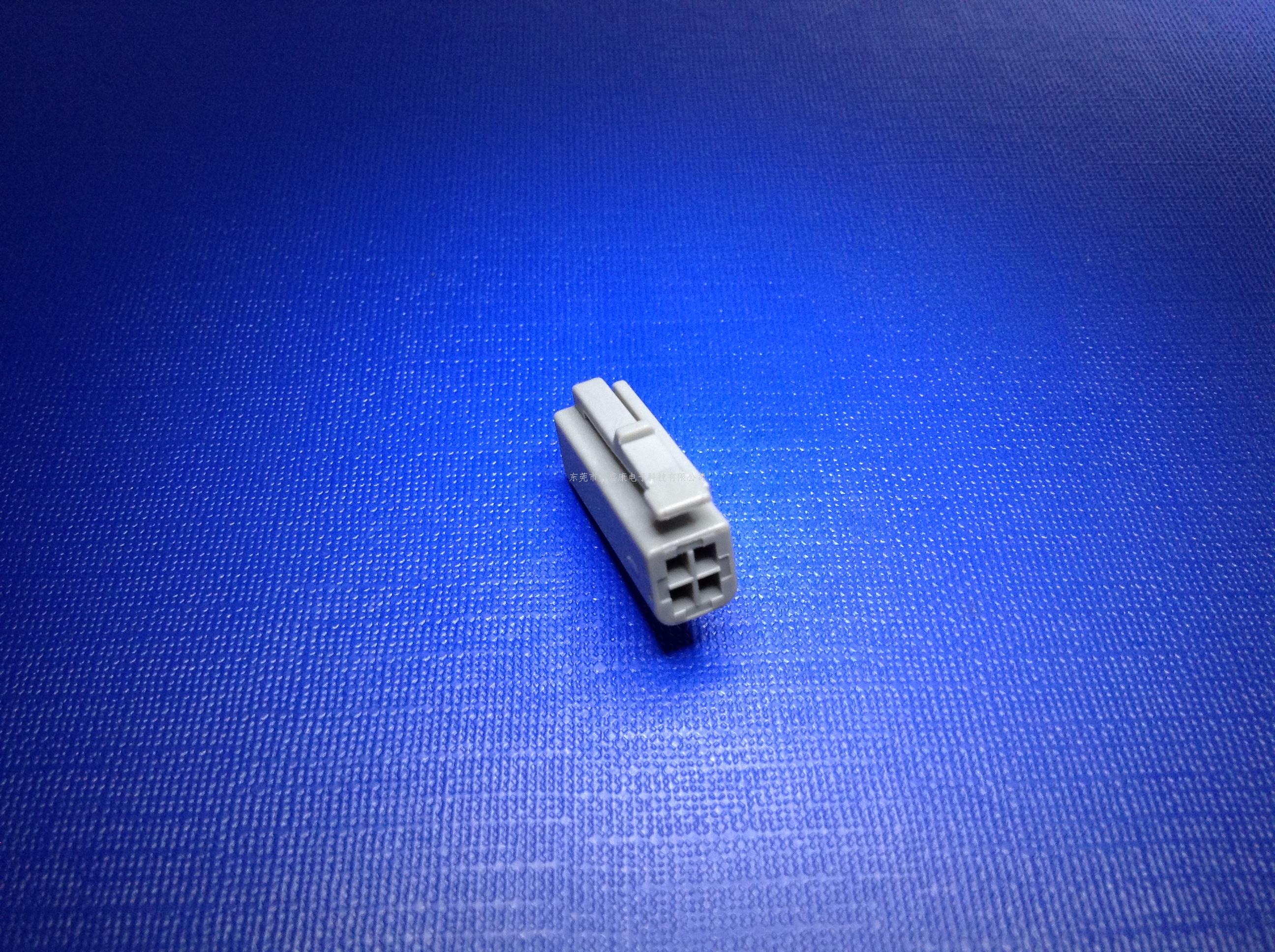 丰田RV4 4P公胶壳B（灰色）:22-1401-0808